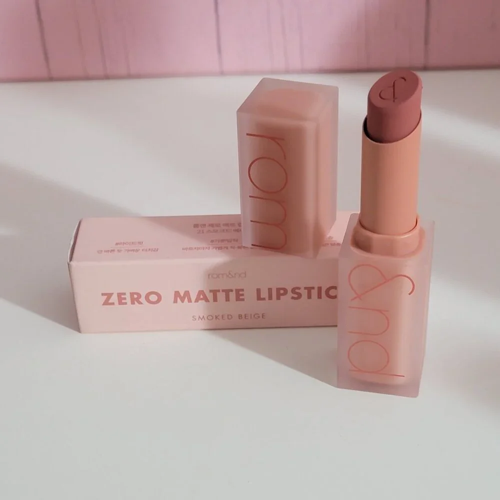 Romand Zero Matte Lipstick - Shade Smoked Beige NIB